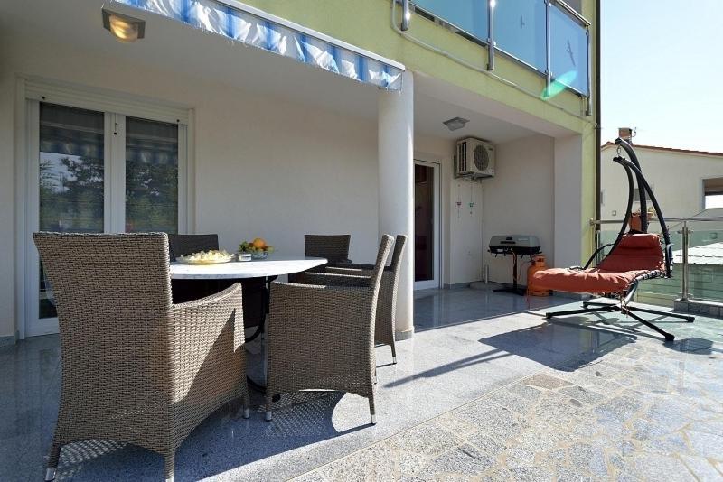 Villa Holiday House For 11 Persons In Medulin With Sea View, Terrace, Air Conditioning, Wifi 3486-4 Exterior foto